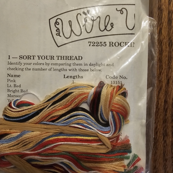 Vintage Wire Whimsy Counted Cross Stitch Christmas Ornament Kit Reindeer - Picture 2 of 2